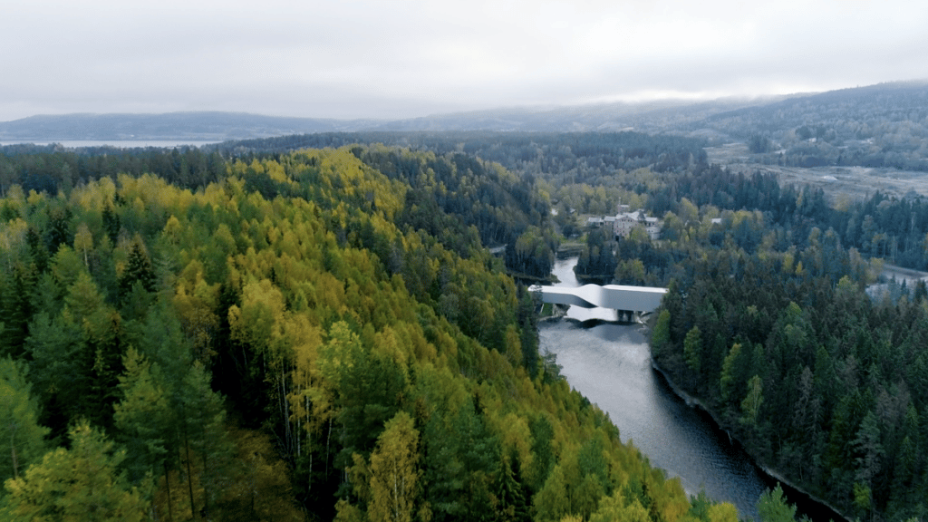 dronefoto av arkitektur og skog